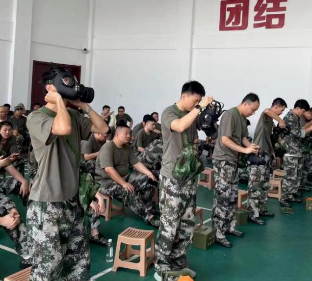 以练为战强本事，，，，，，加钢淬火砺精兵——市城投集团公司开展基干民兵集中训练-集团动态-武汉城投集团 